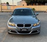 BMW Bmw 320D INTERNI IN PELLE/NAVI/XENO - BMW 320 aus 2010: Kombi, 320d