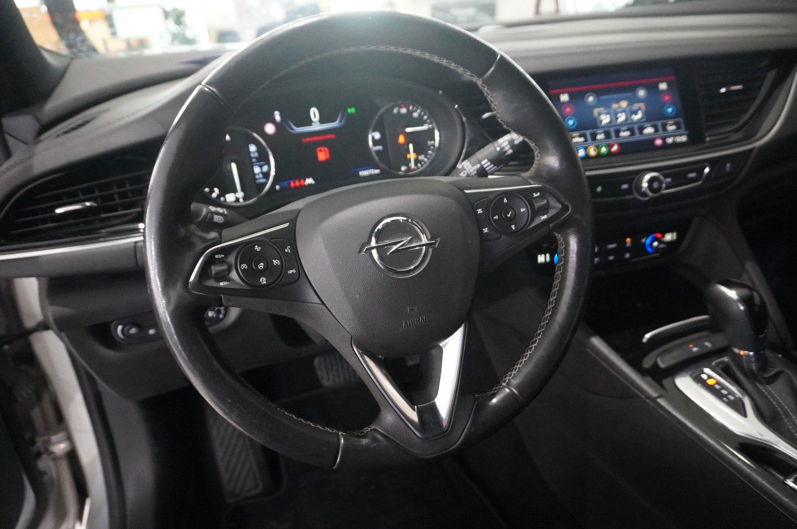 Fahrzeugabbildung Opel Insignia B ST 2.0D BUSINESS NAVI/LED/VIRT/SH/AHK