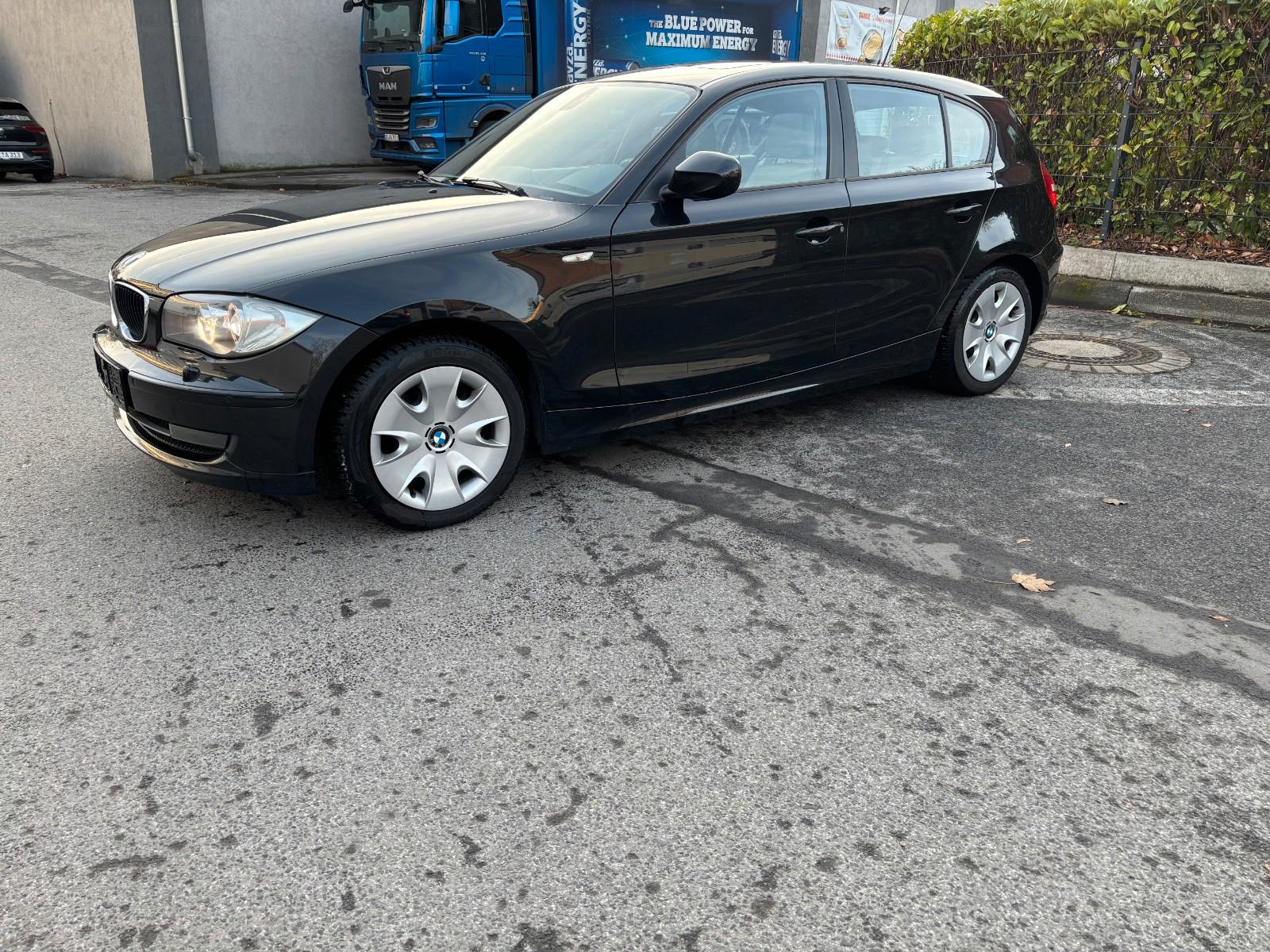 BMW 120d Automatik*Klima*Leder*Navi*Xenon*SHD*PDC*