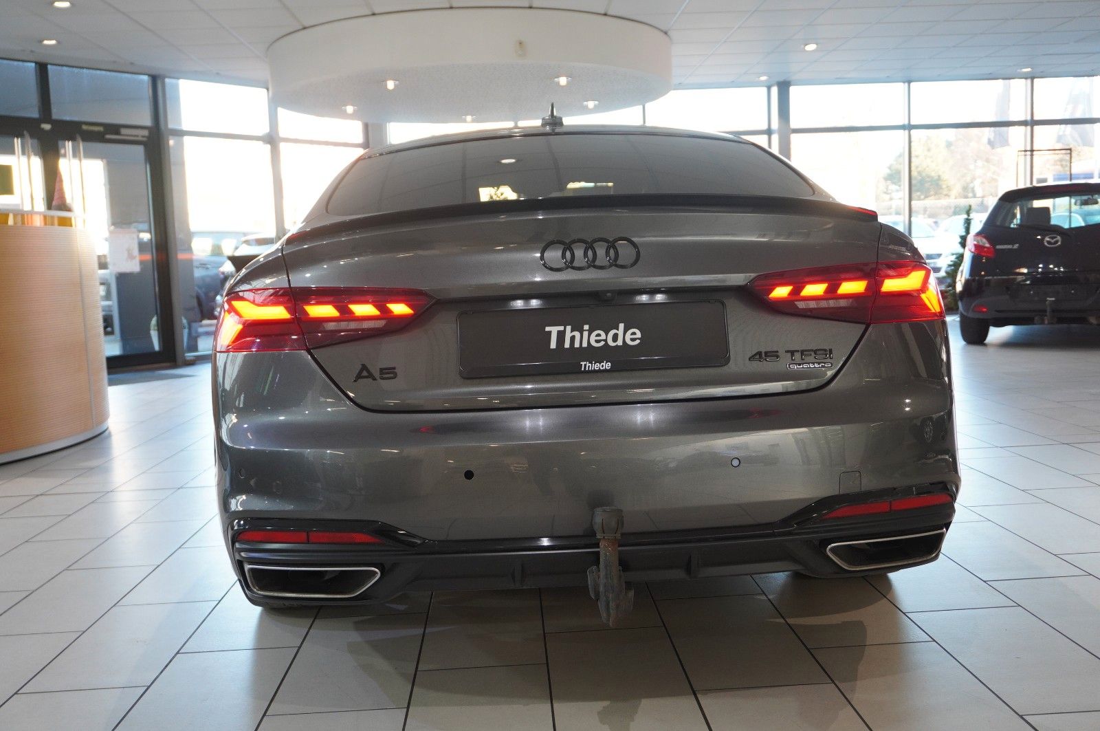 Fahrzeugabbildung Audi A5 Sportback 45 TFSI QUATTRO S-LINE NAVI/MATRIX