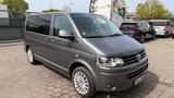 Volkswagen T5 Transporter Bus Multivan Highline - VW T5 Transporter in Kassel