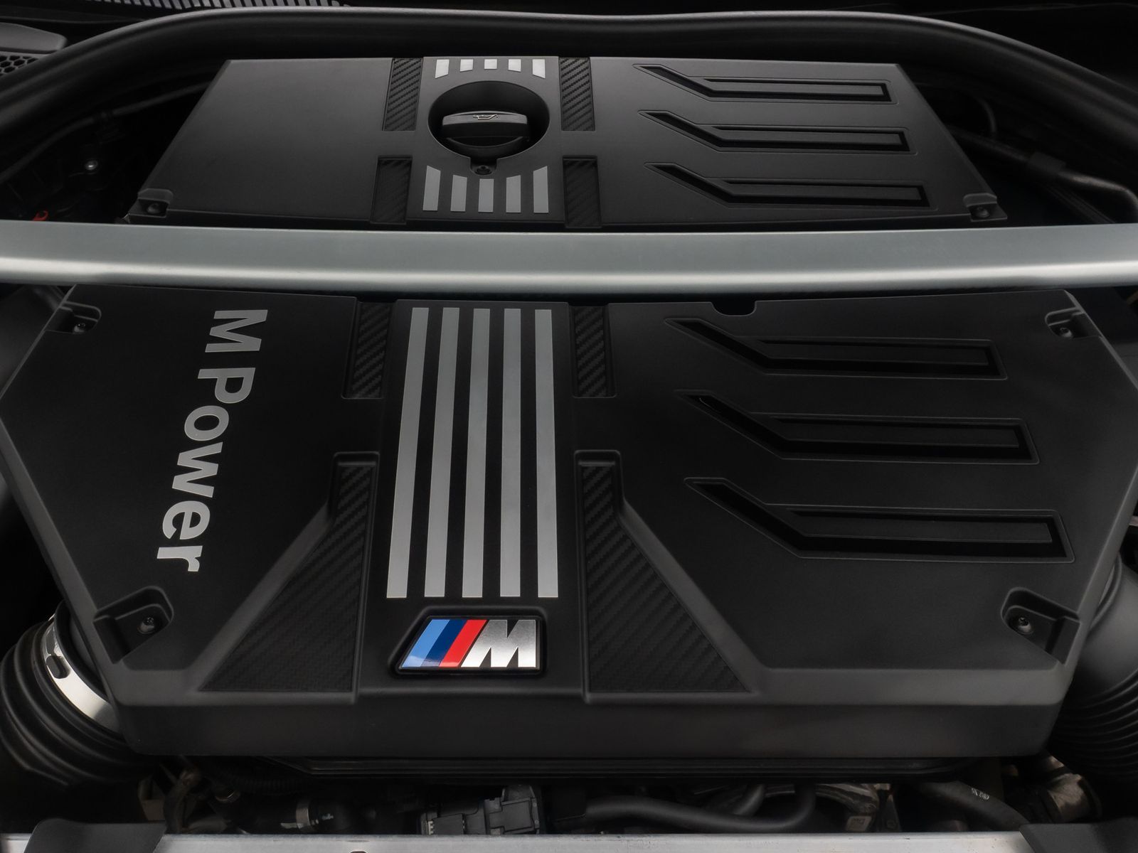 Fahrzeugabbildung BMW X4 M Competition 360° DAB Komfort HUD H/K 21Zoll