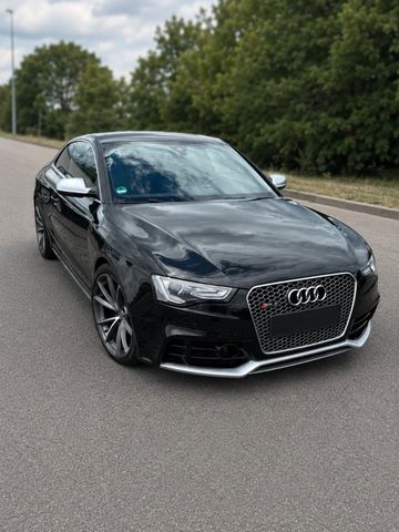 AUDI RS5