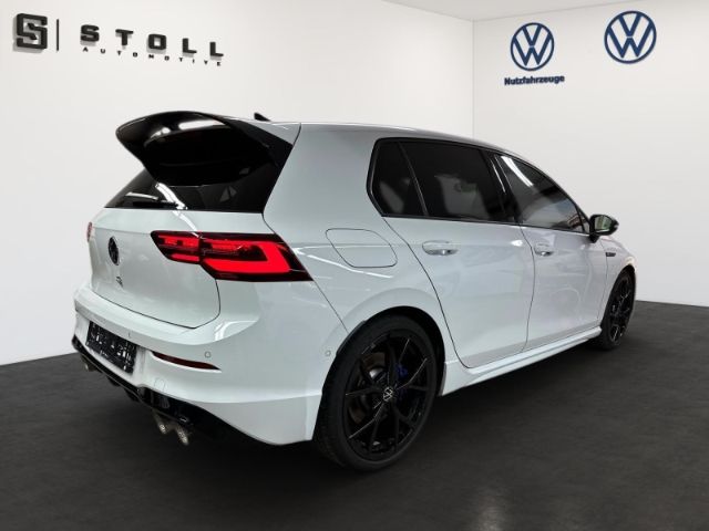 Volkswagen Golf R VIII 2.0 TSI R-Performance+HUD+Pano+Harma