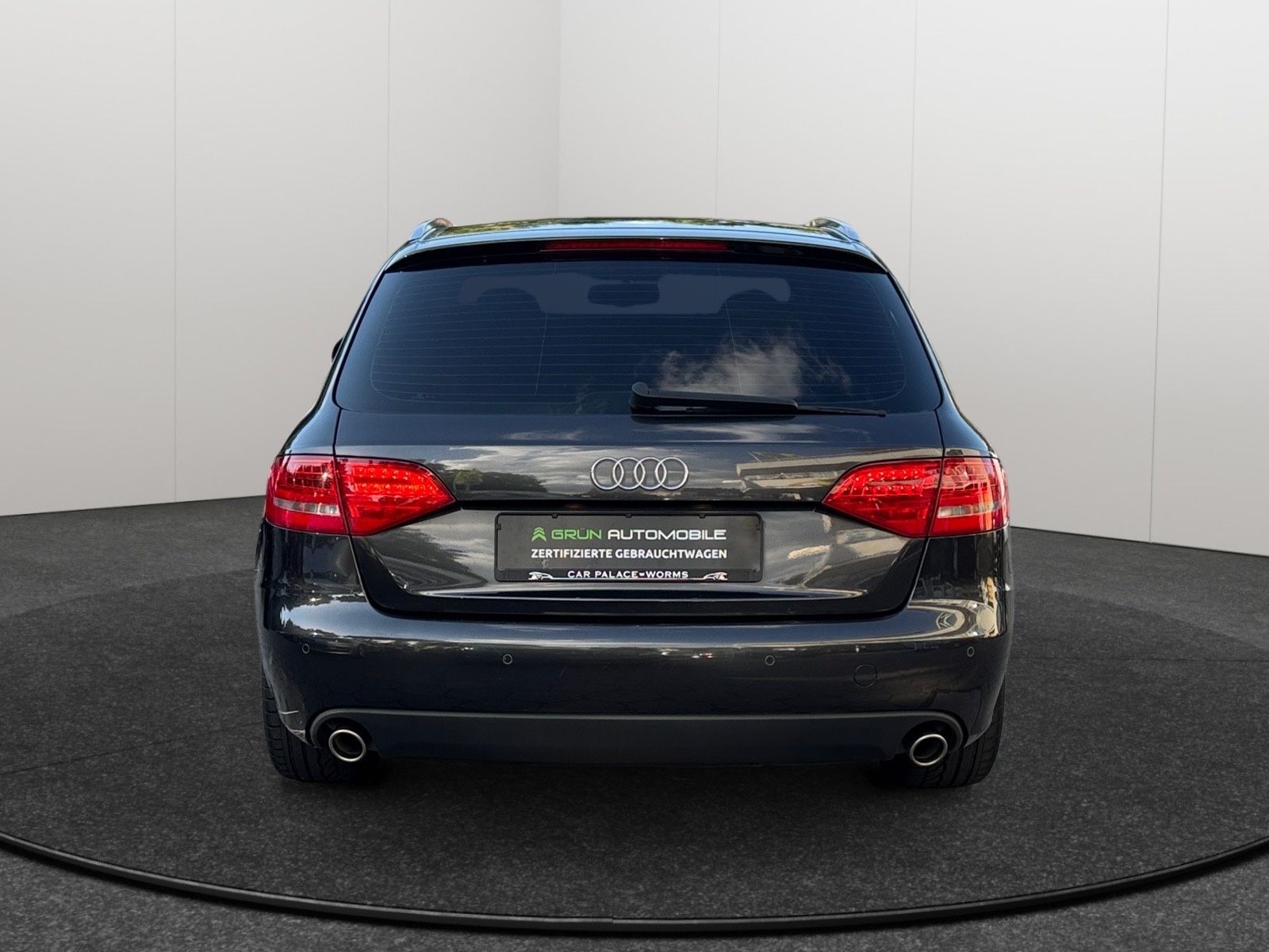 Fahrzeugabbildung Audi A4 Avant Ambition quattro*8Fach Alu*LED*Xenon