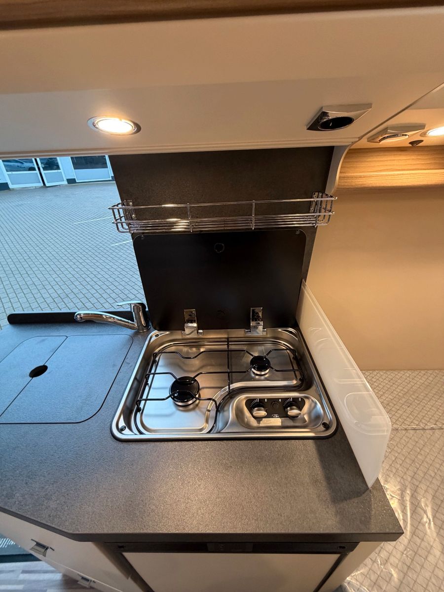 Fahrzeugabbildung Malibu Van compact 540 DB MJ26