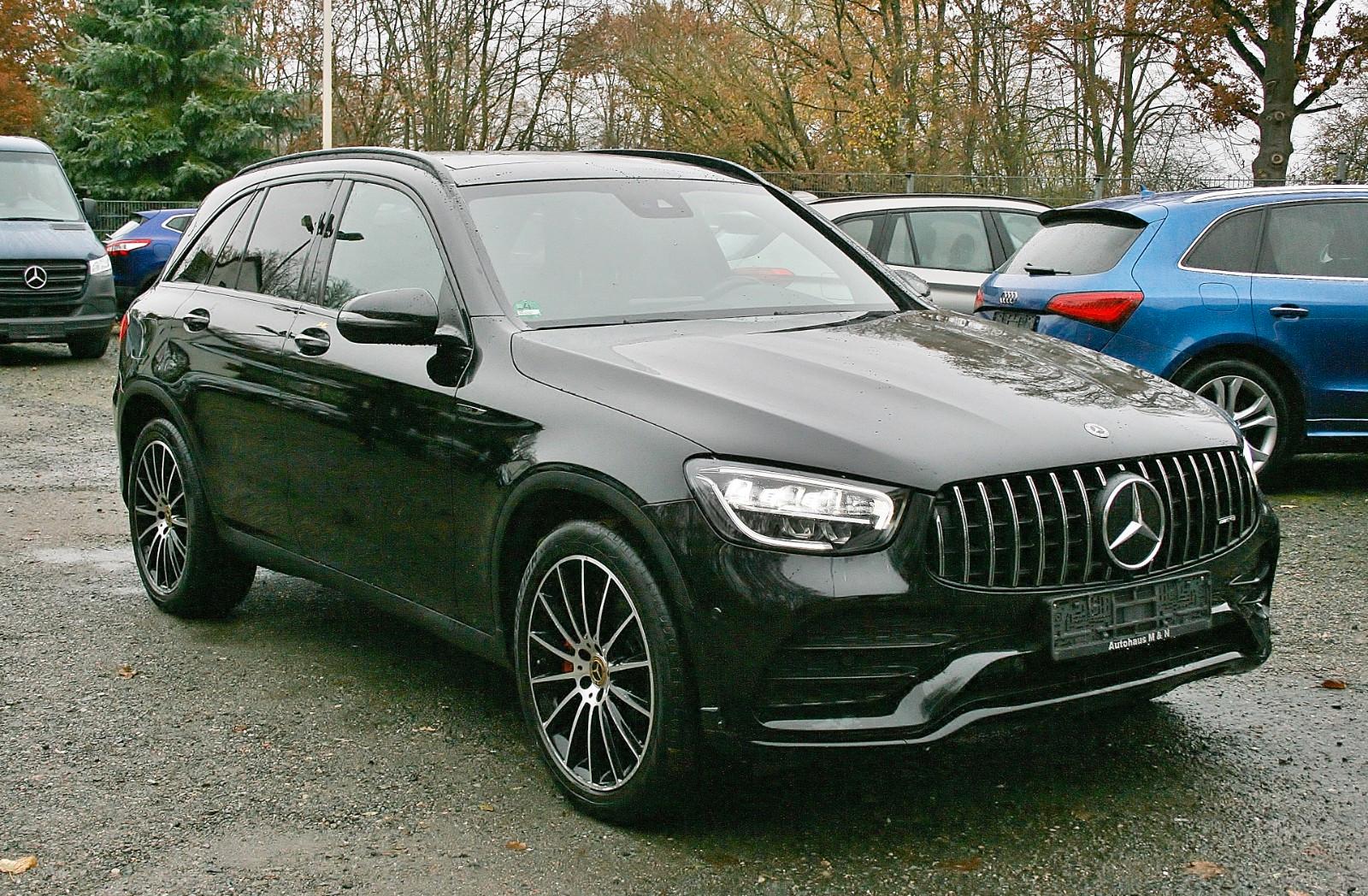 Mercedes-Benz GLC 220 d 4M+AMG+LED+DigCock+Navi+HZ+Leder+ACC++