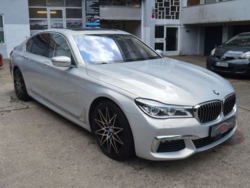 BMW 750 - 4