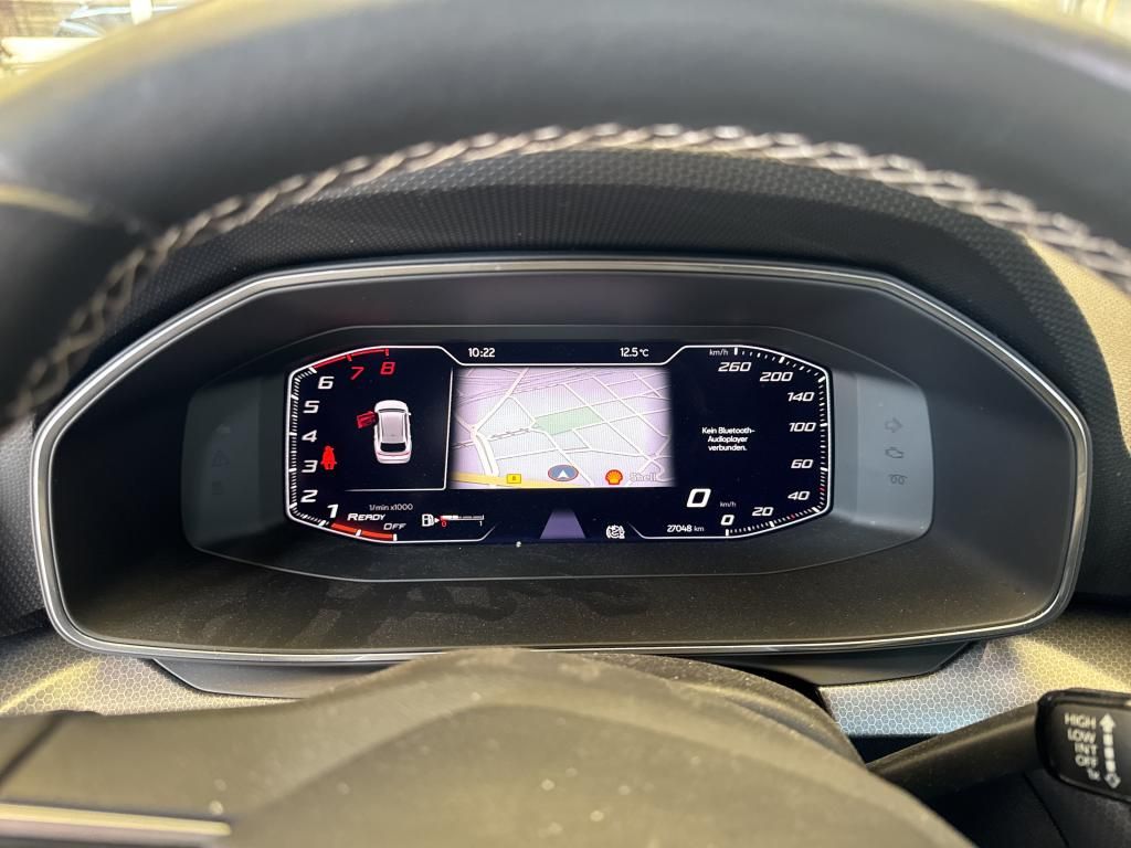 Fahrzeugabbildung SEAT Leon ST TSI Style LED AHK Navi AID GRA Park-Assi