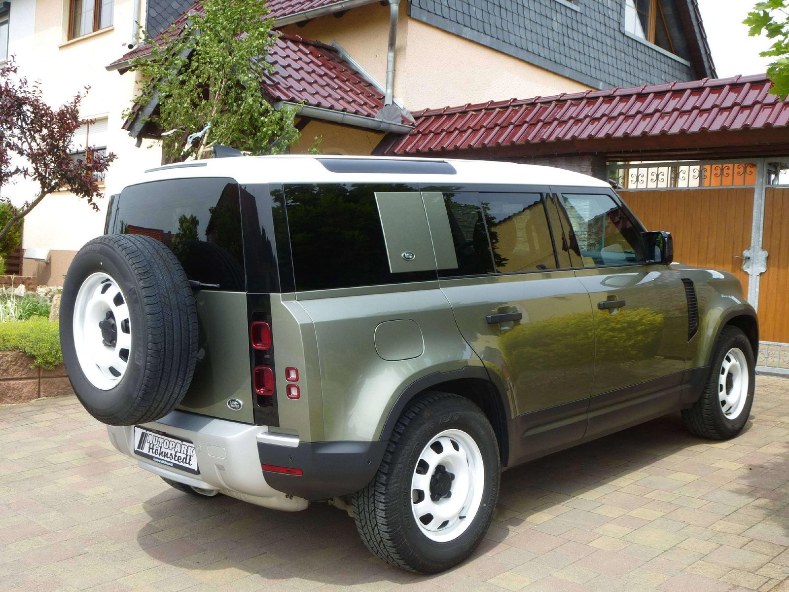 Land Rover Defender 110 Basis foto 6