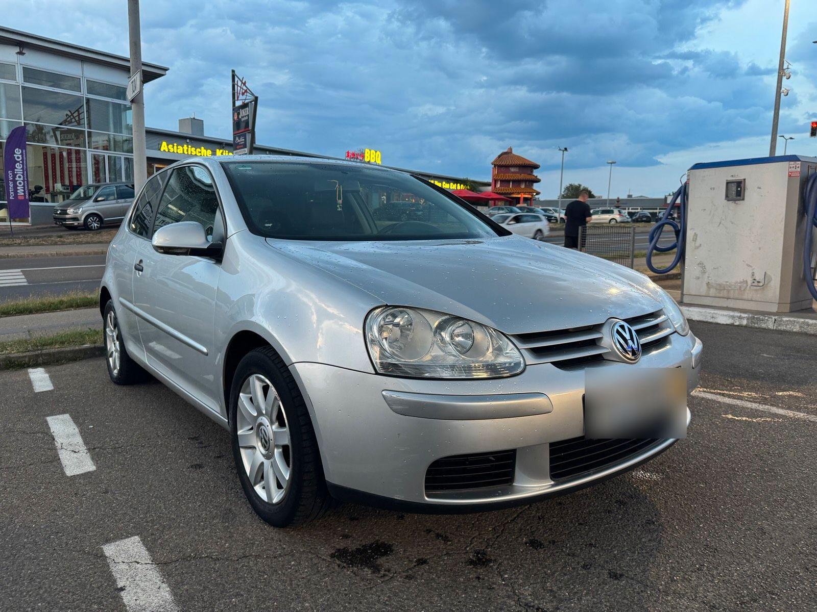 Volkswagen Golf, 2005