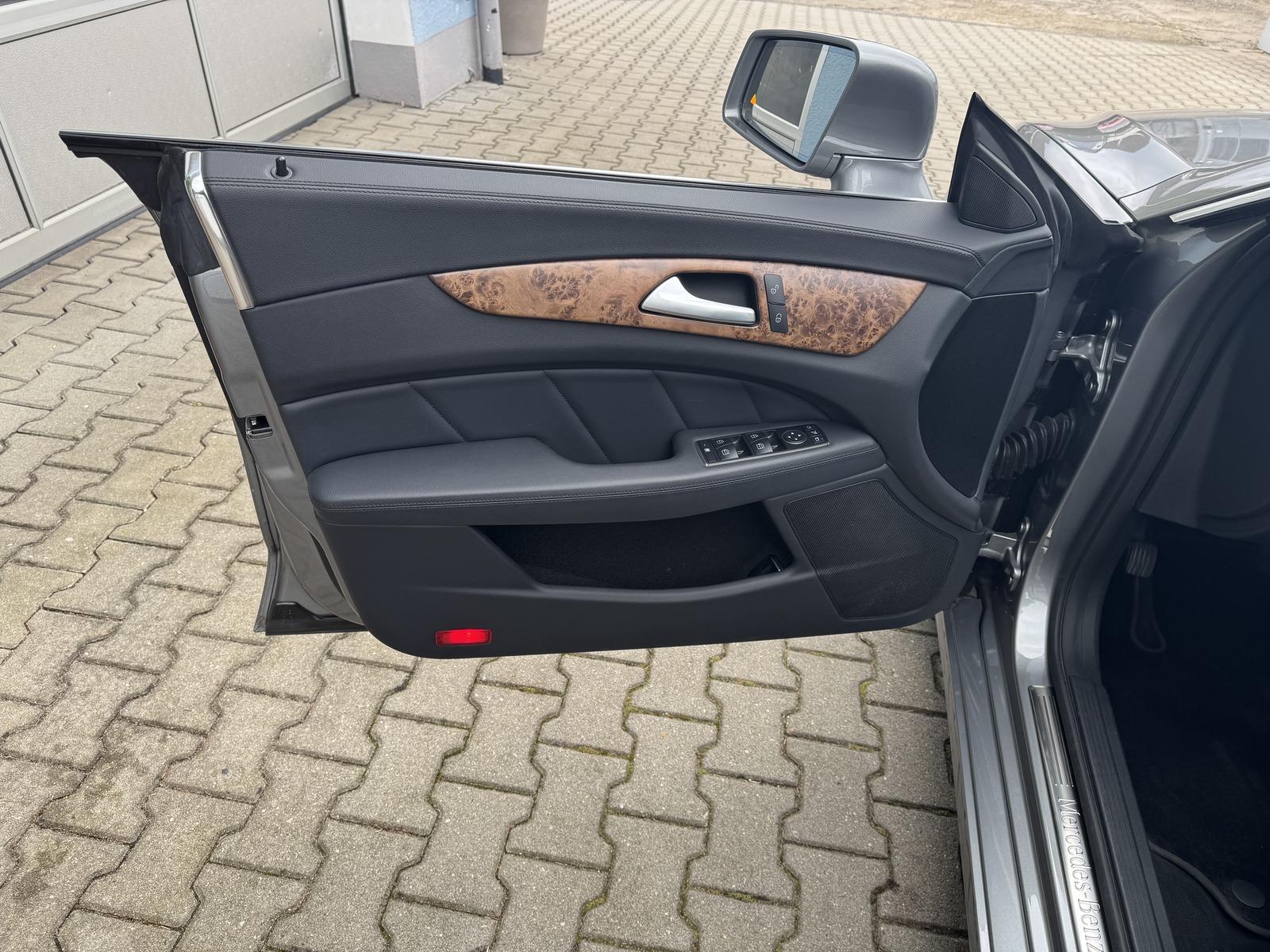 Mercedes-Benz CLS 250 CDI Shooting Brake Leder Navi LED SSD