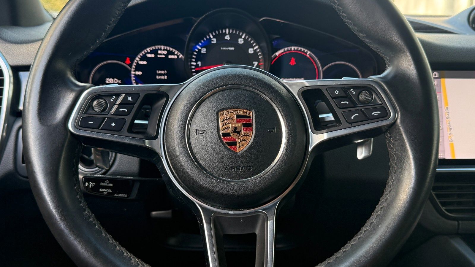 PORSCHE Cayenne Cayenne Panorama Kamera Parkassist – Ansicht 19