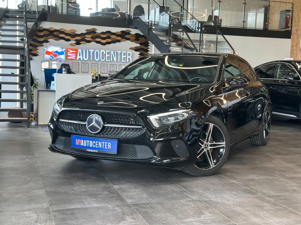 Mercedes-Benz A 180 — hlavná fotografia