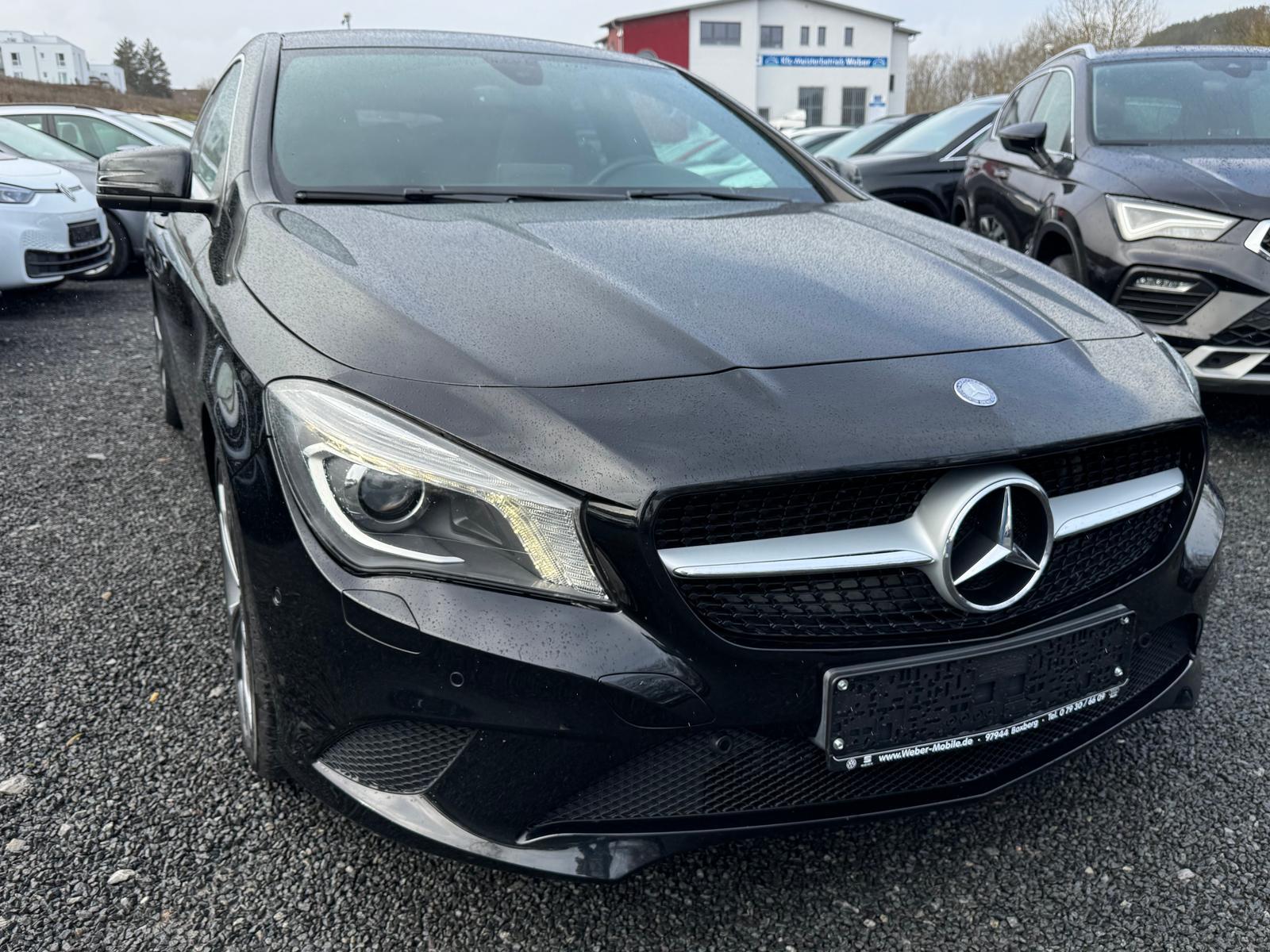 Mercedes-Benz CLA Shooting Brake 1.6 *PDCHI+VO*SHZ*XENON*PARK-