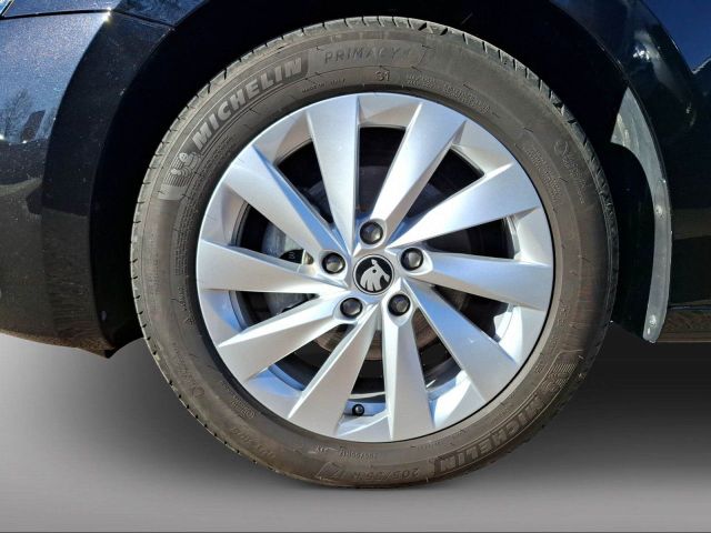 OCTAVIA COMBI 2.0 TDI DSG SELECTION CAM+ACC+NAVI