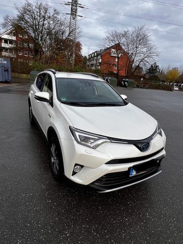 Toyota RAV 4 Hybrid Comfort 4x4 197 PS Navi, AHK, RFK