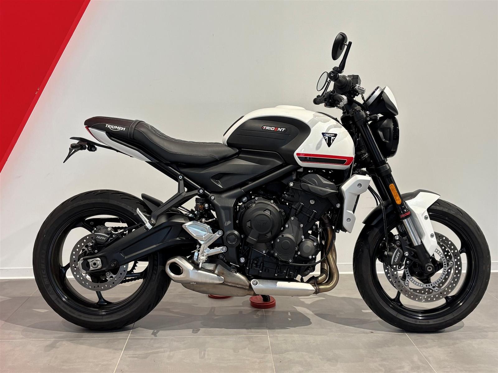 Triumph Trident 660 Komfort Sitz, Kurzes Heck