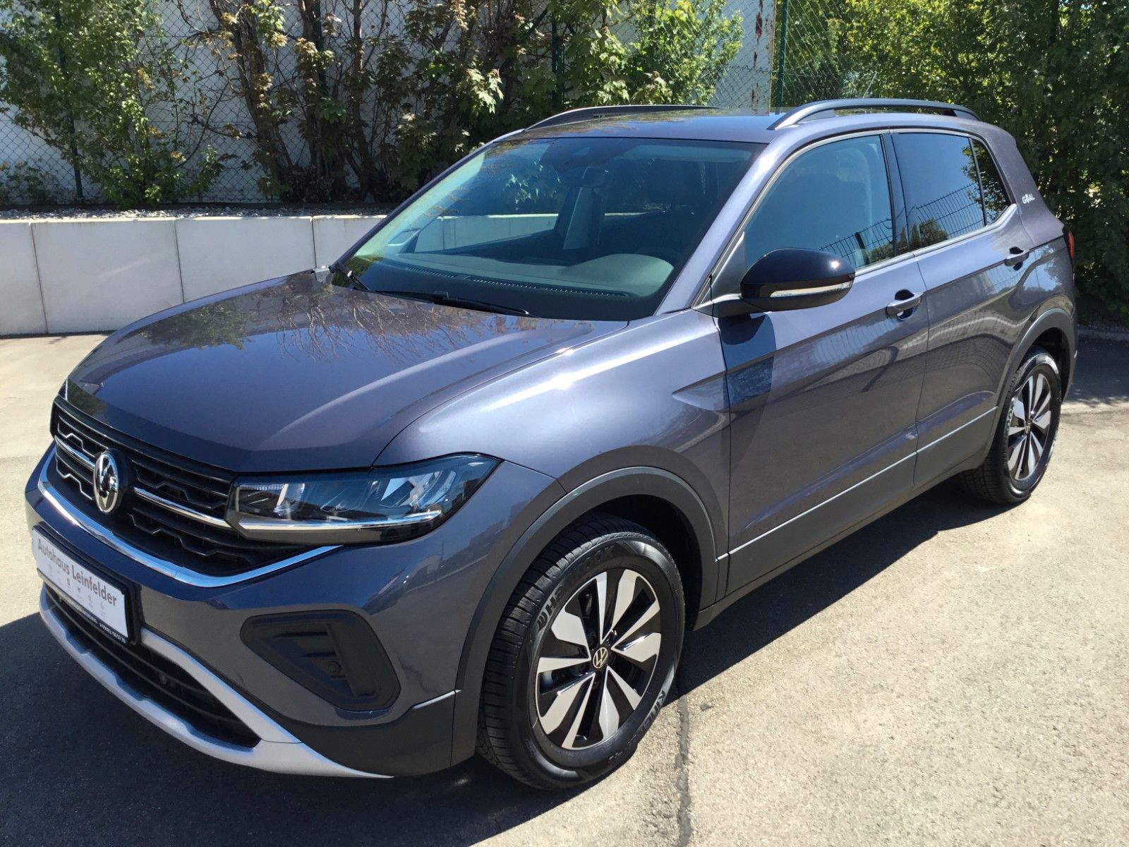 Fahrzeugabbildung Volkswagen T-Cross 1.0 TSI DSG GOAL+AHK+ACC+AppConnect+LED