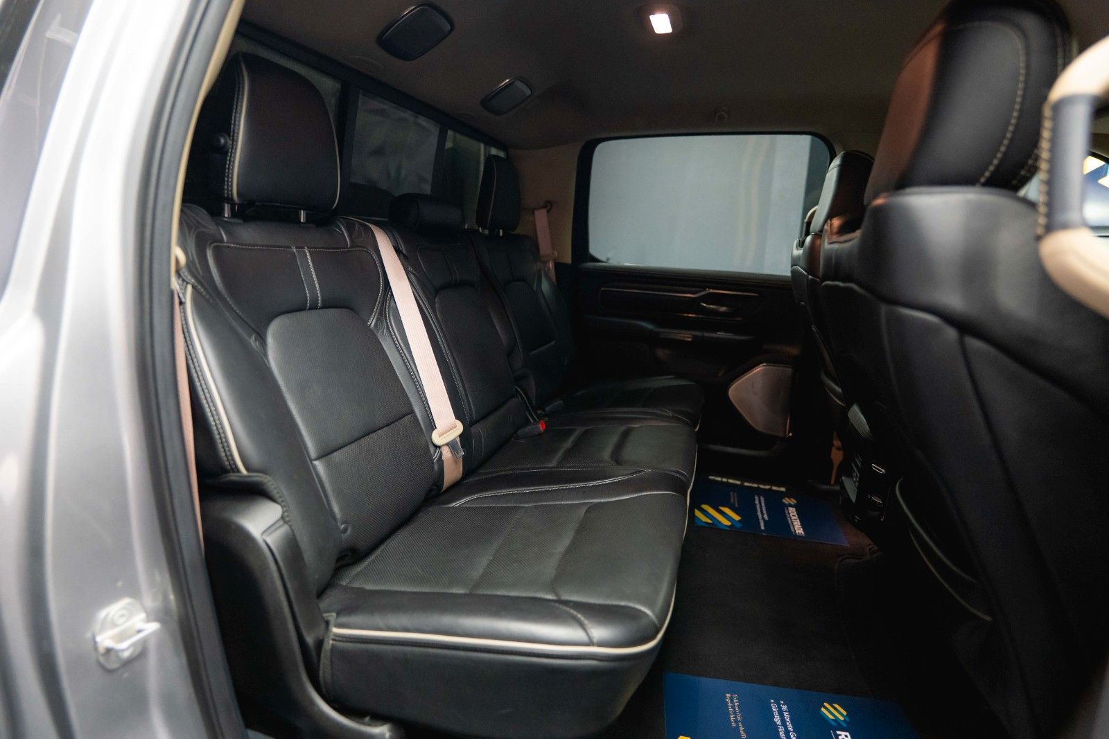 Fahrzeugabbildung Dodge RAM 5.7 V8 HEMI 4x4 Limited Longbed Hardtop 19%