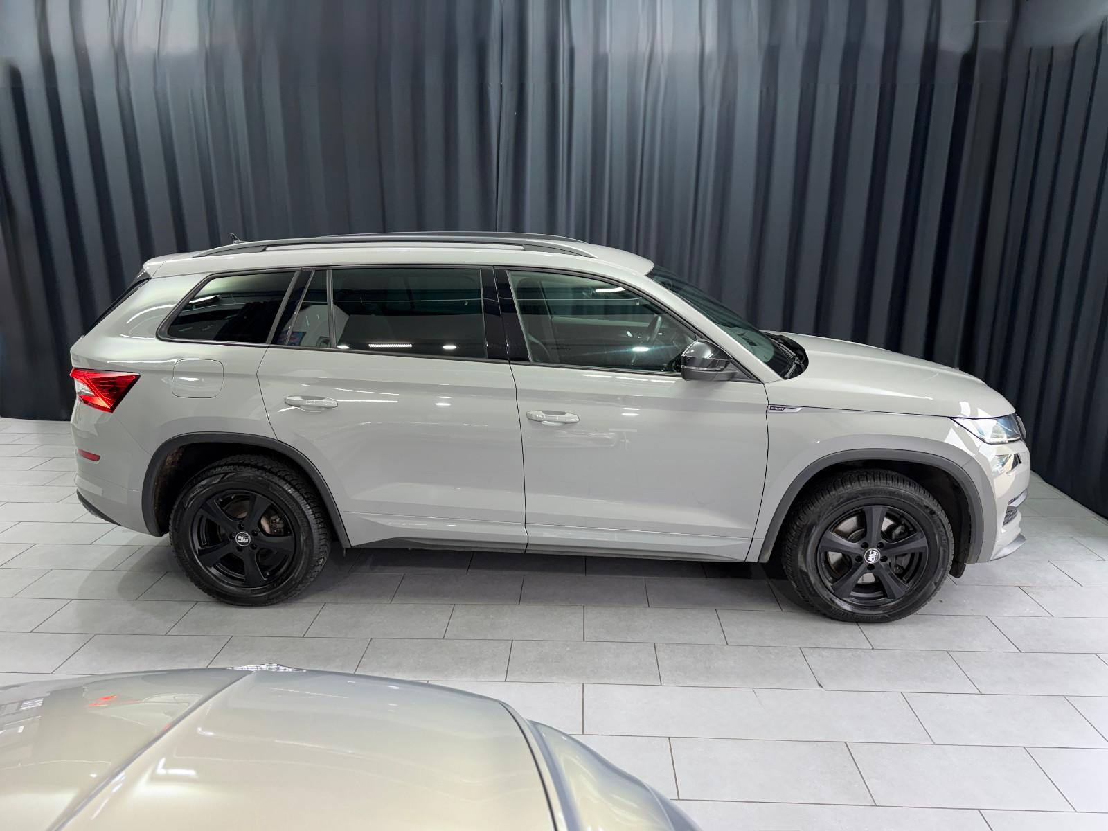 Skoda Kodiaq Sportline 4x4 |7-SITZER|AHK|CANTON|NARDO