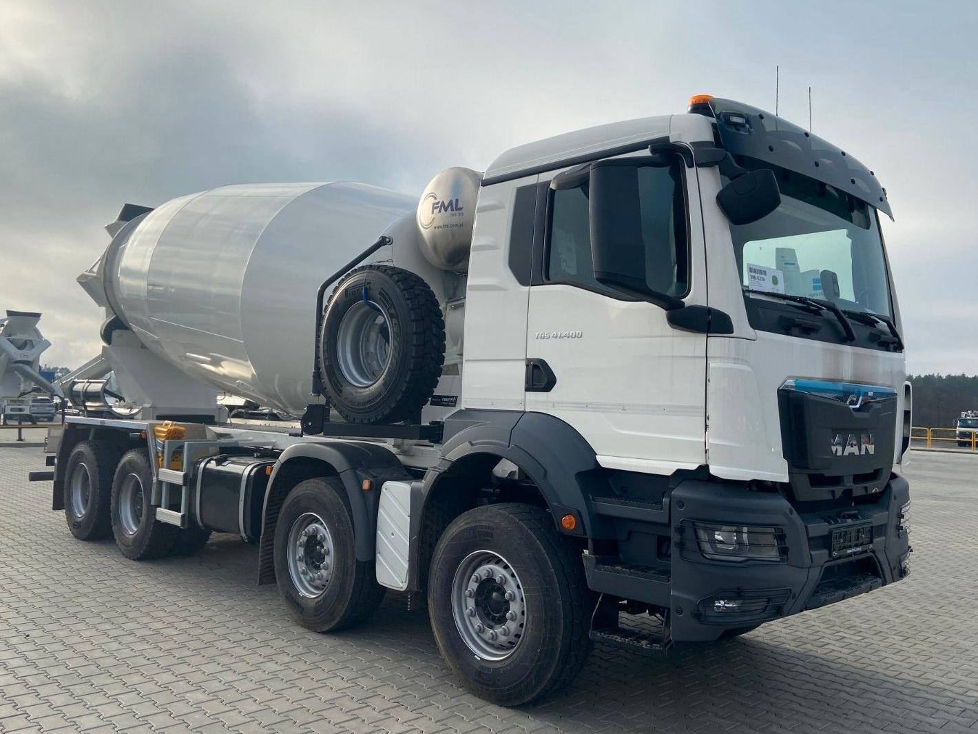 MAN TGS 41.400 8x4 EURO 2 FML 12M3