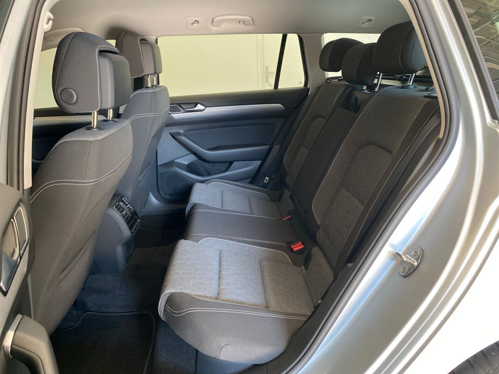 Volkswagen Passat - Bild 8