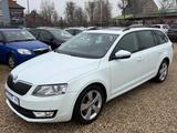Skoda Octavia Kbi. 2.0 TDI/Aut./Bi-Xenon/keyless/Pano! - Skoda Octavia Gebrauchtwagen in Leipzig