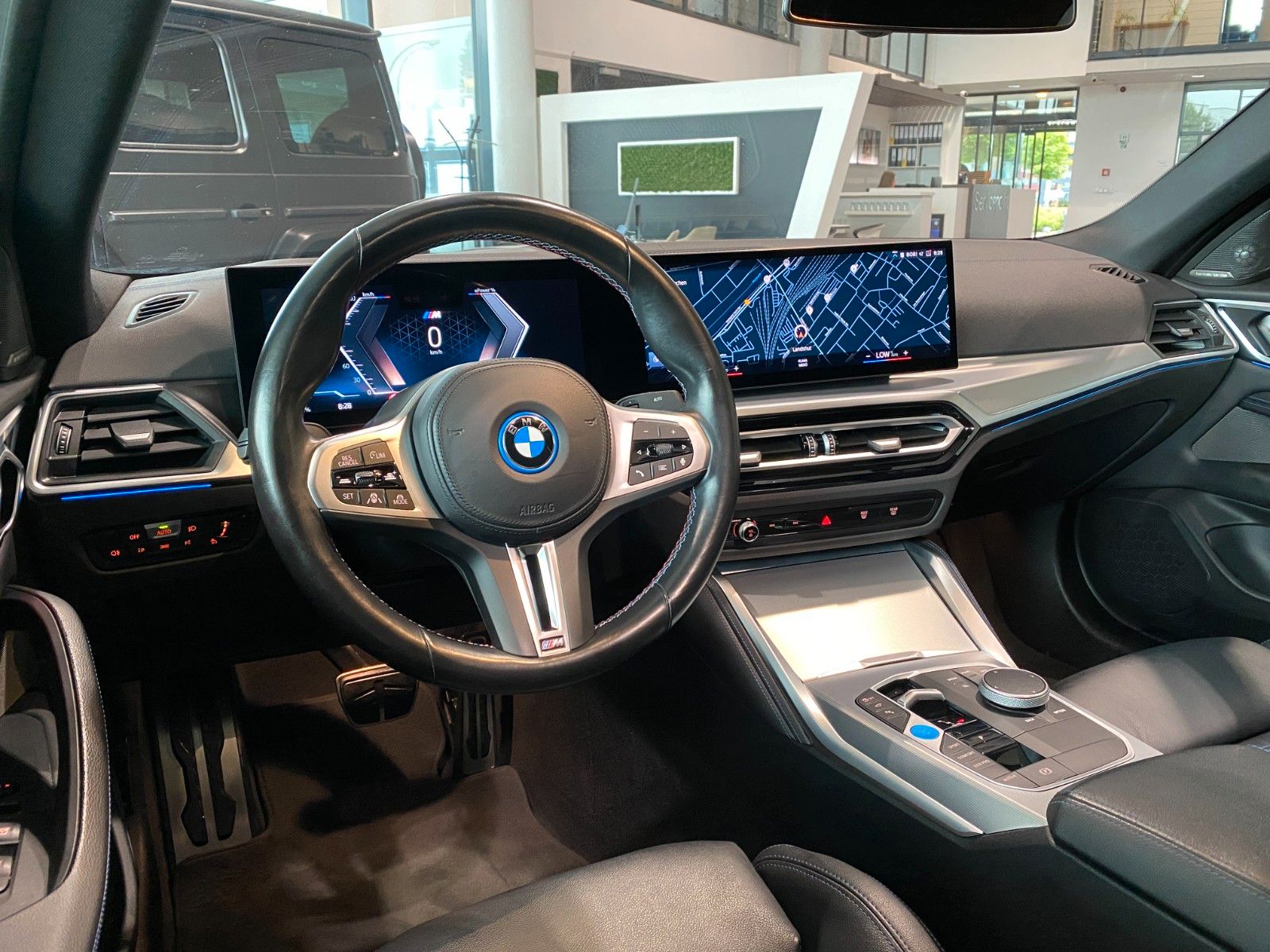 BMW i4 M50 M-Sitze Laser SurrView eGSD H&K ACC AHK foto 4