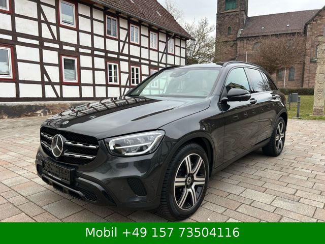 Mercedes-Benz GLC 300 d 4Matic AMG Line Service-Neu