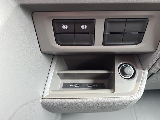 Fahrzeugabbildung Volkswagen Crafter Kasten 35 LR HD FWD Klima DAB GRA RFK