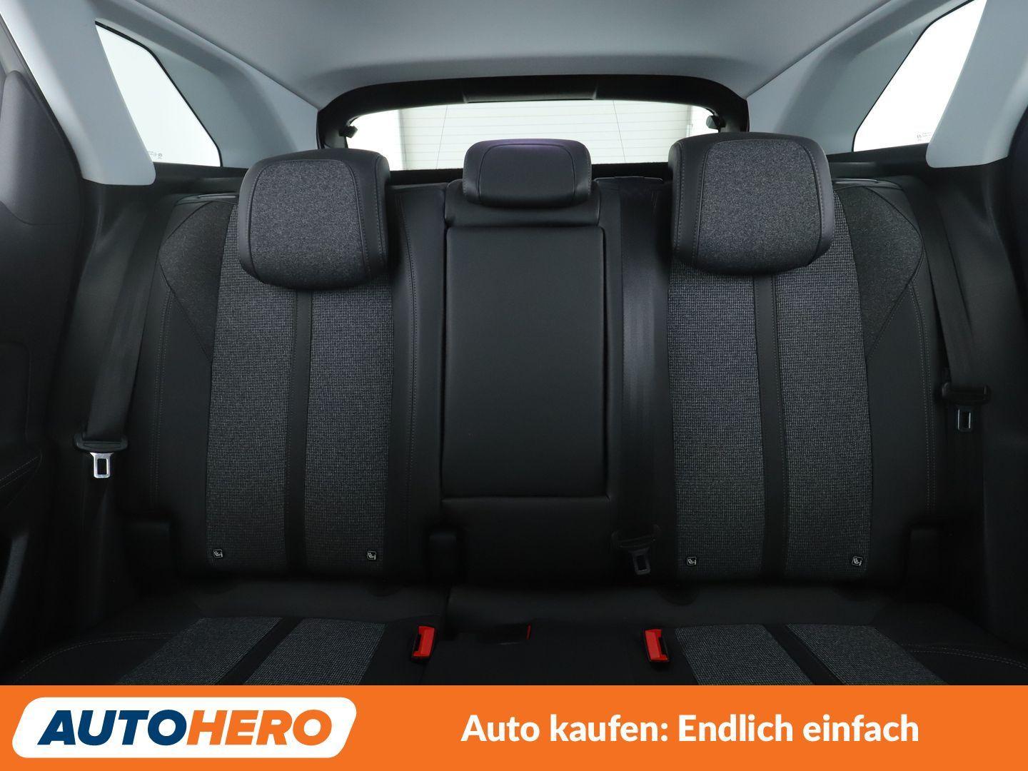 Peugeot 3008 1.5 Blue-HDi Allure*NAVI*PDC*KLIMA*TEMPO*