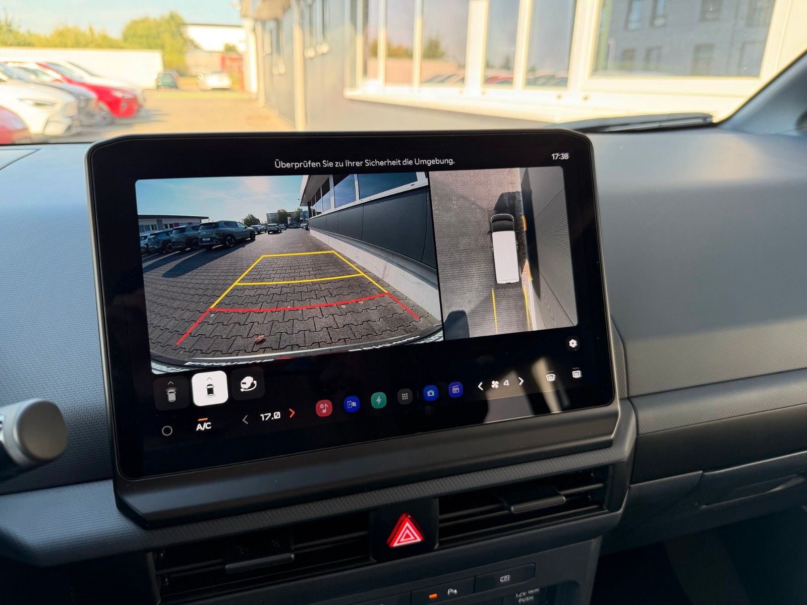 Fahrzeugabbildung Kia PV5 71,2 kWh Elite Wärmepumpe Alu LAGER!