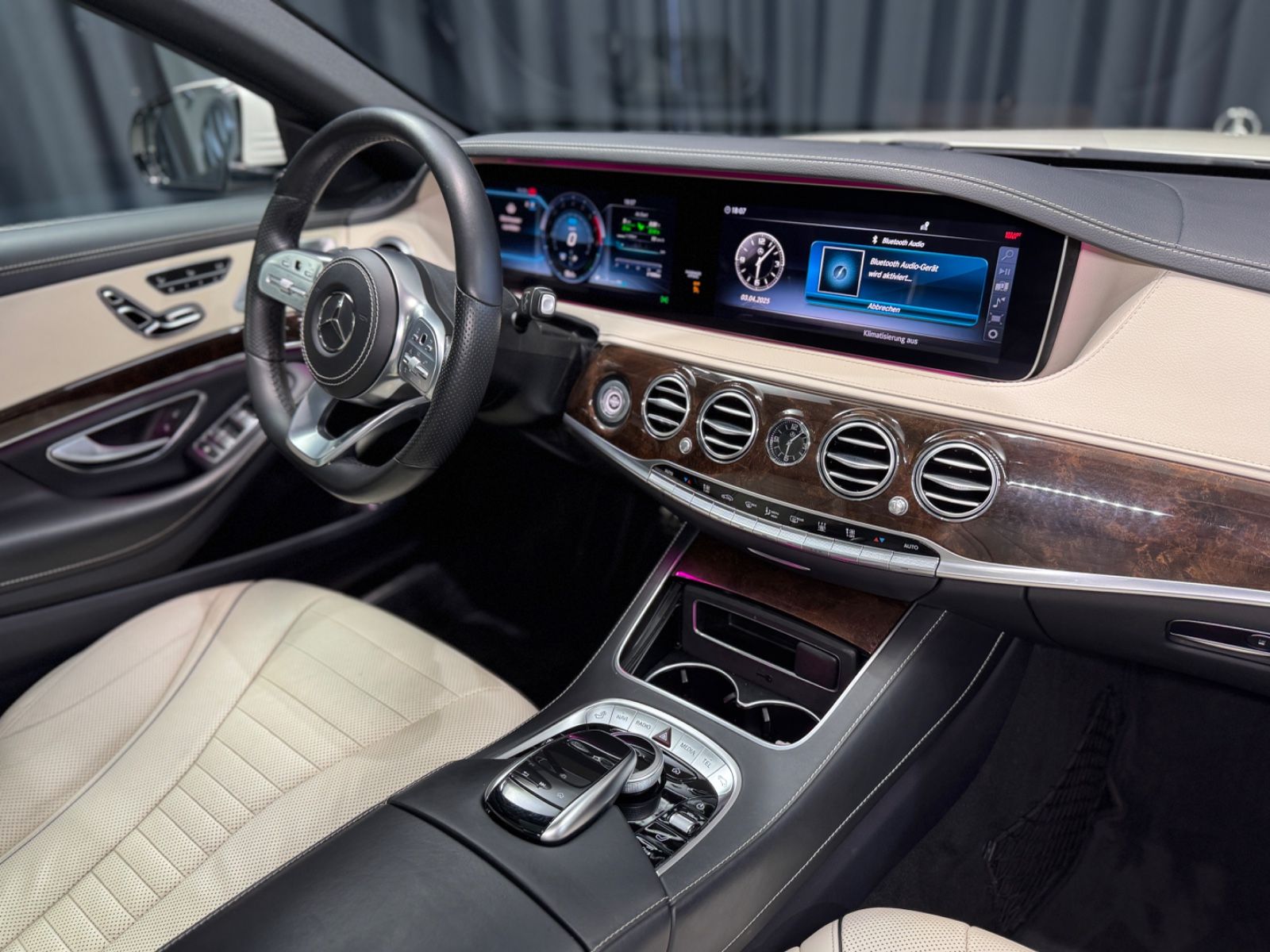Fahrzeugabbildung Mercedes-Benz S 560e LANG|AMG-LINE|20"ZOLL|PANORAMA|ACC|VOLL