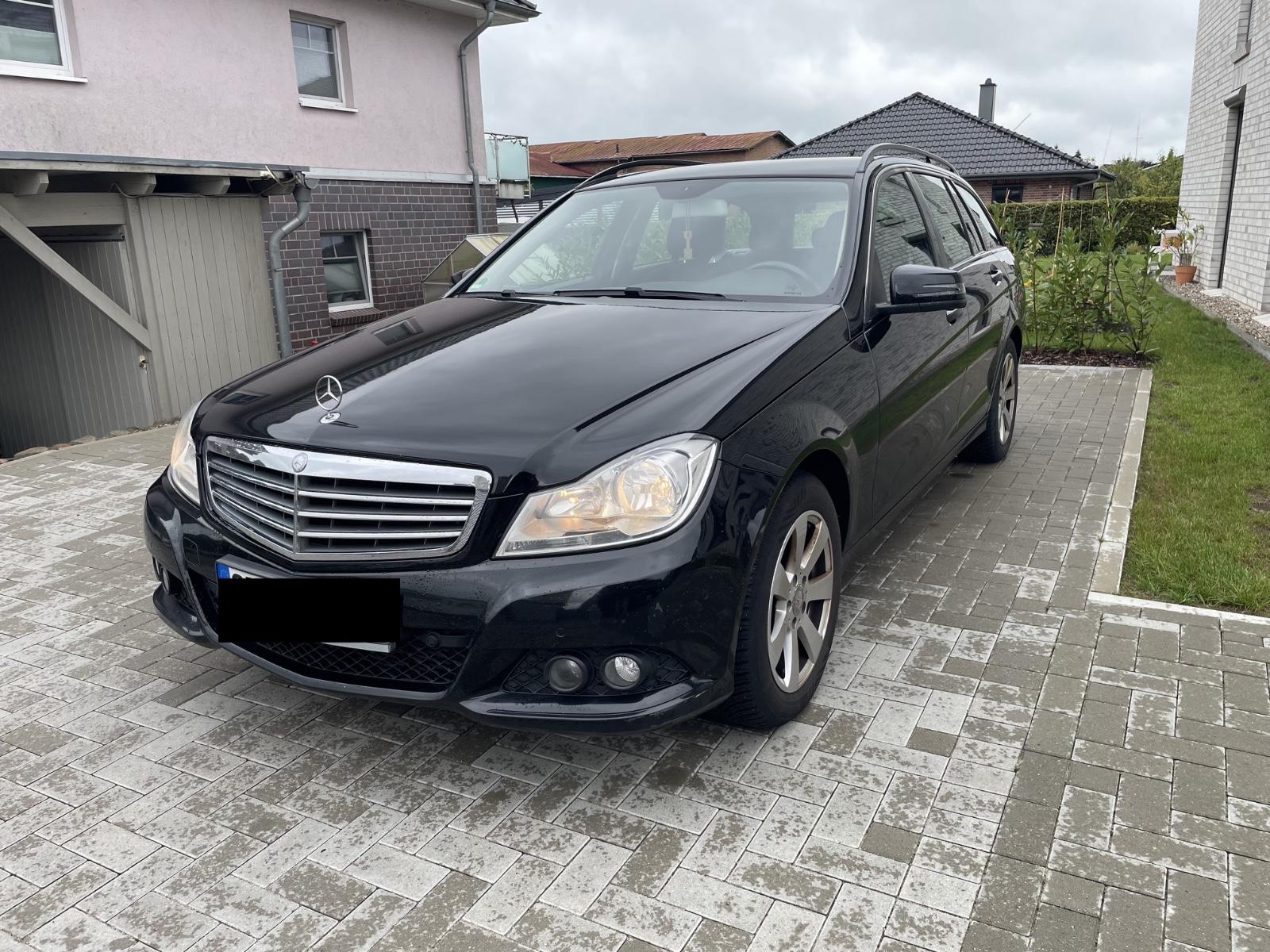 Mercedes-Benz C200, 2013