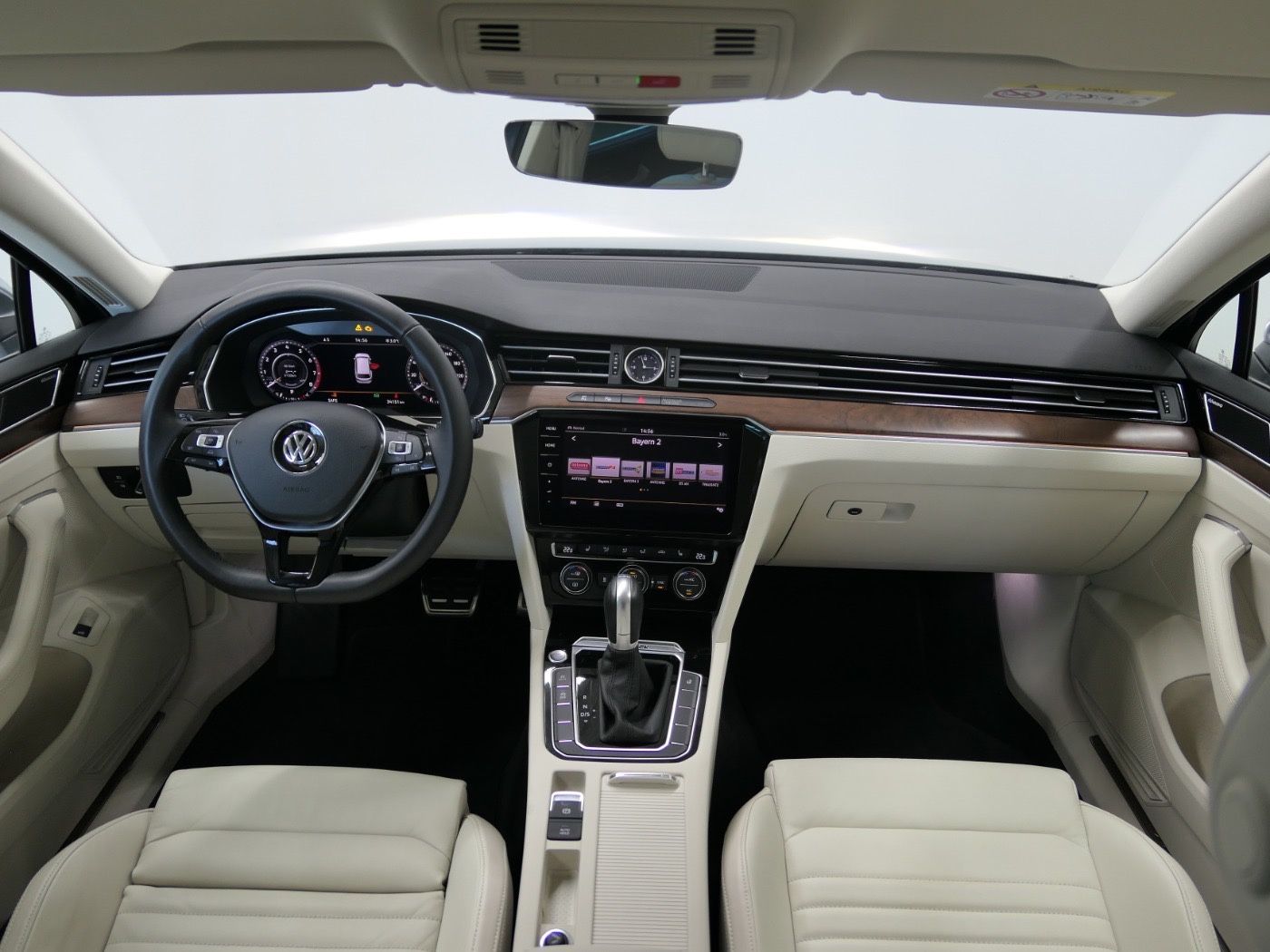 VW Passat Alltrack 2.0 TSI 4Motion DSG / Standhzg. 