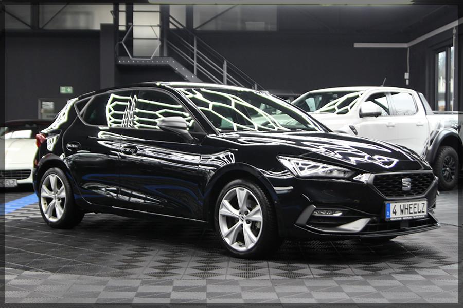 Seat Leon FR CAM / NAVI / PDC / ALCANTARA