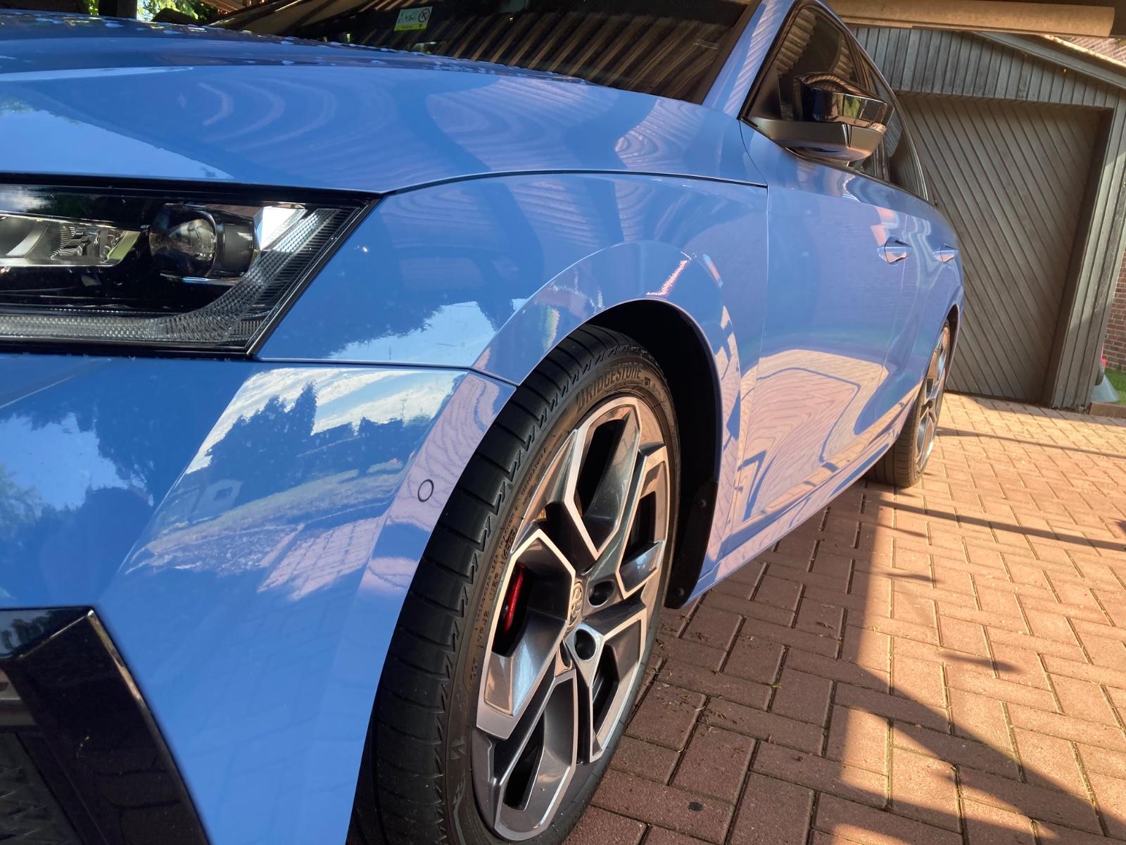 Skoda Octavia 2.0 TDI DSG RS PLUS Combi Finale EDITIO 