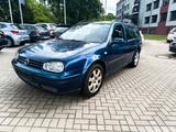 Volkswagen Golf IV Variant Pacific Klimaautomatik - Volkswagen Golf aus 2004: Kombi
