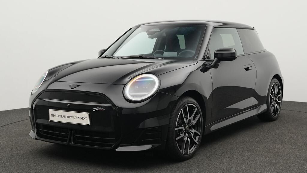 MINI John Cooper Works Trim