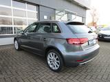 Audi A3 Sportback 30 TDI design Xenon Navi AHK - Audi A3 design mit Diesel-Antrieb