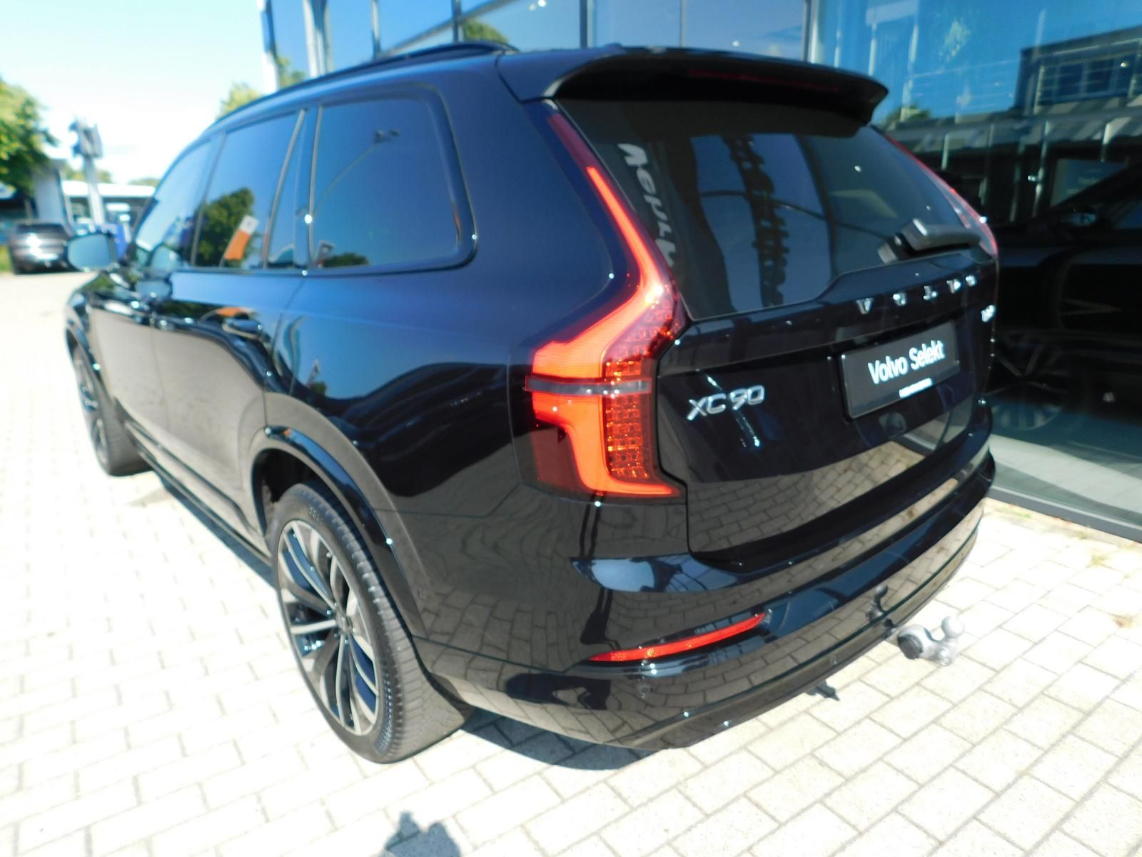 Fahrzeugabbildung Volvo XC90 T8 Ultra Dark