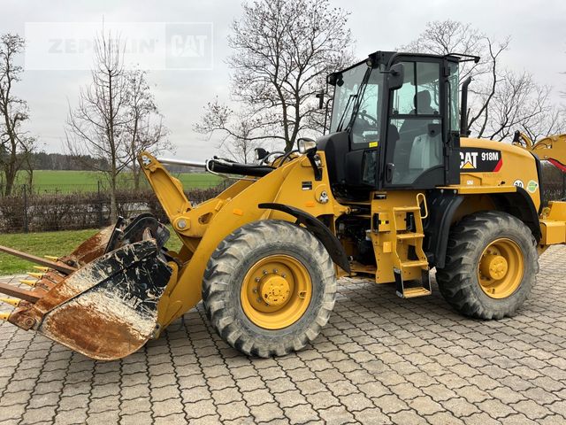 CAT 918M