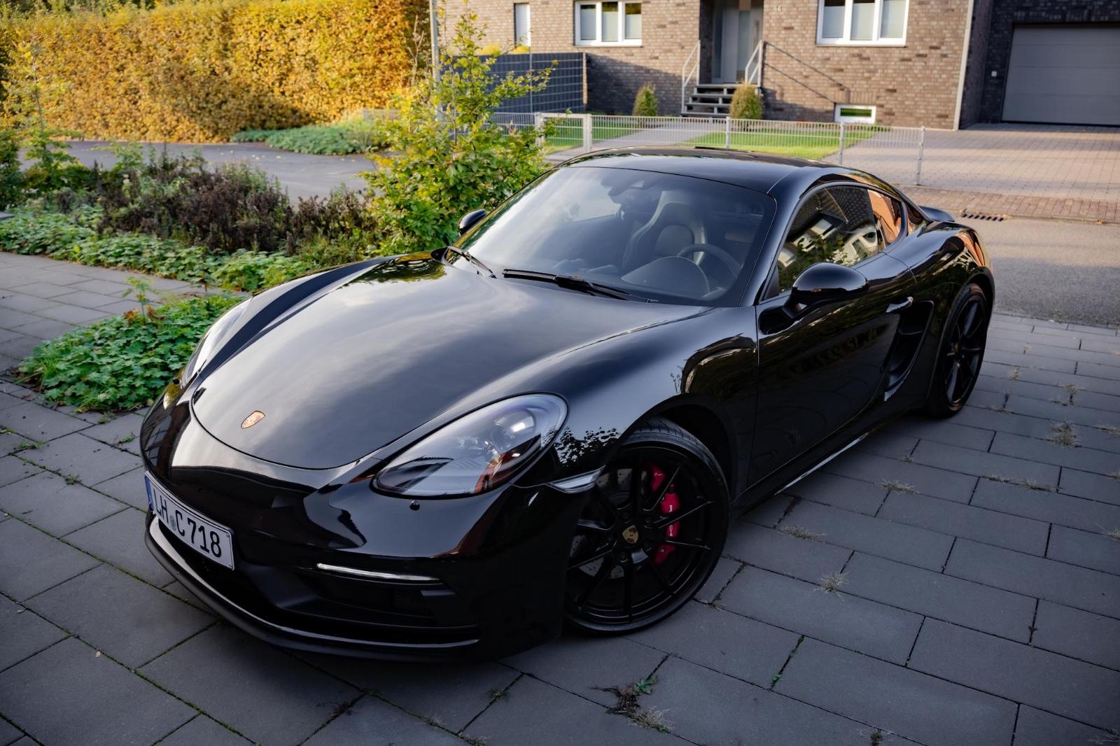 Porsche Cayman