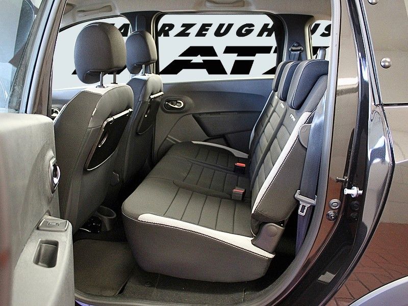 Fahrzeugabbildung Dacia Lodgy Blue dci115 Stepway*7-Sitzer*Navi*Sitzhzg*
