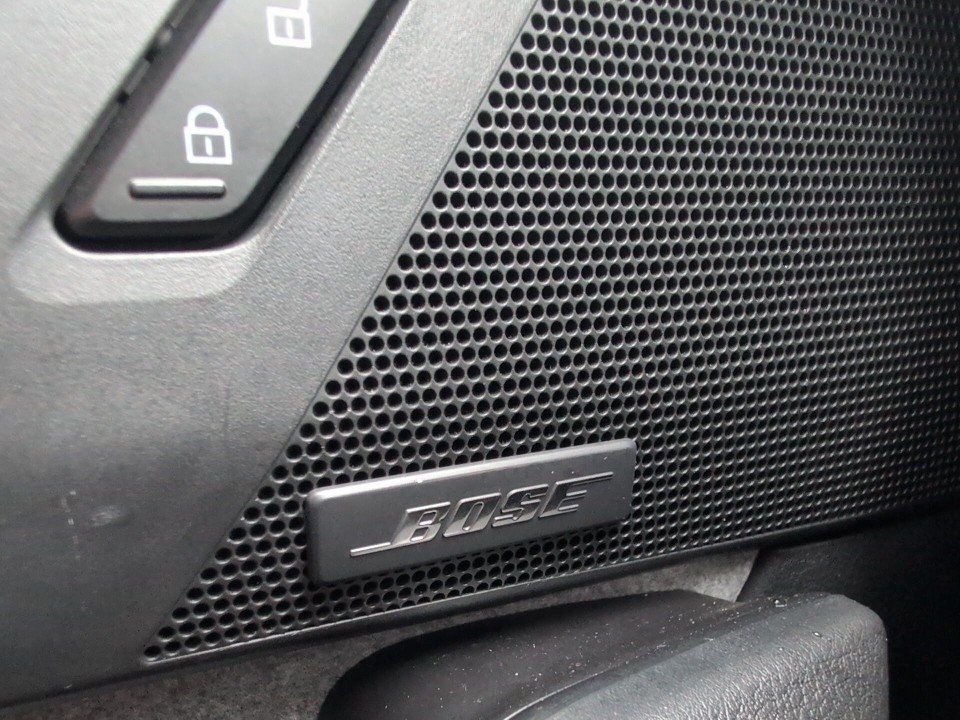 Fahrzeugabbildung Mazda MX-30 EV eSKY 35kWh MAKOTO PREM-P GARANTIE-02/29