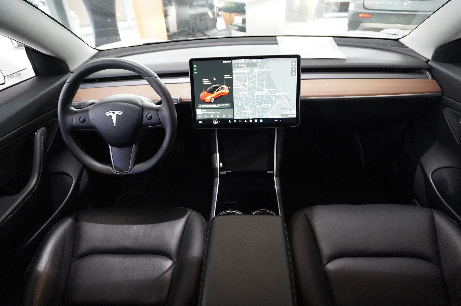 Fahrzeugabbildung Tesla Model 3 Standard Range Plus NAVI/KAMERA/SH/PANO