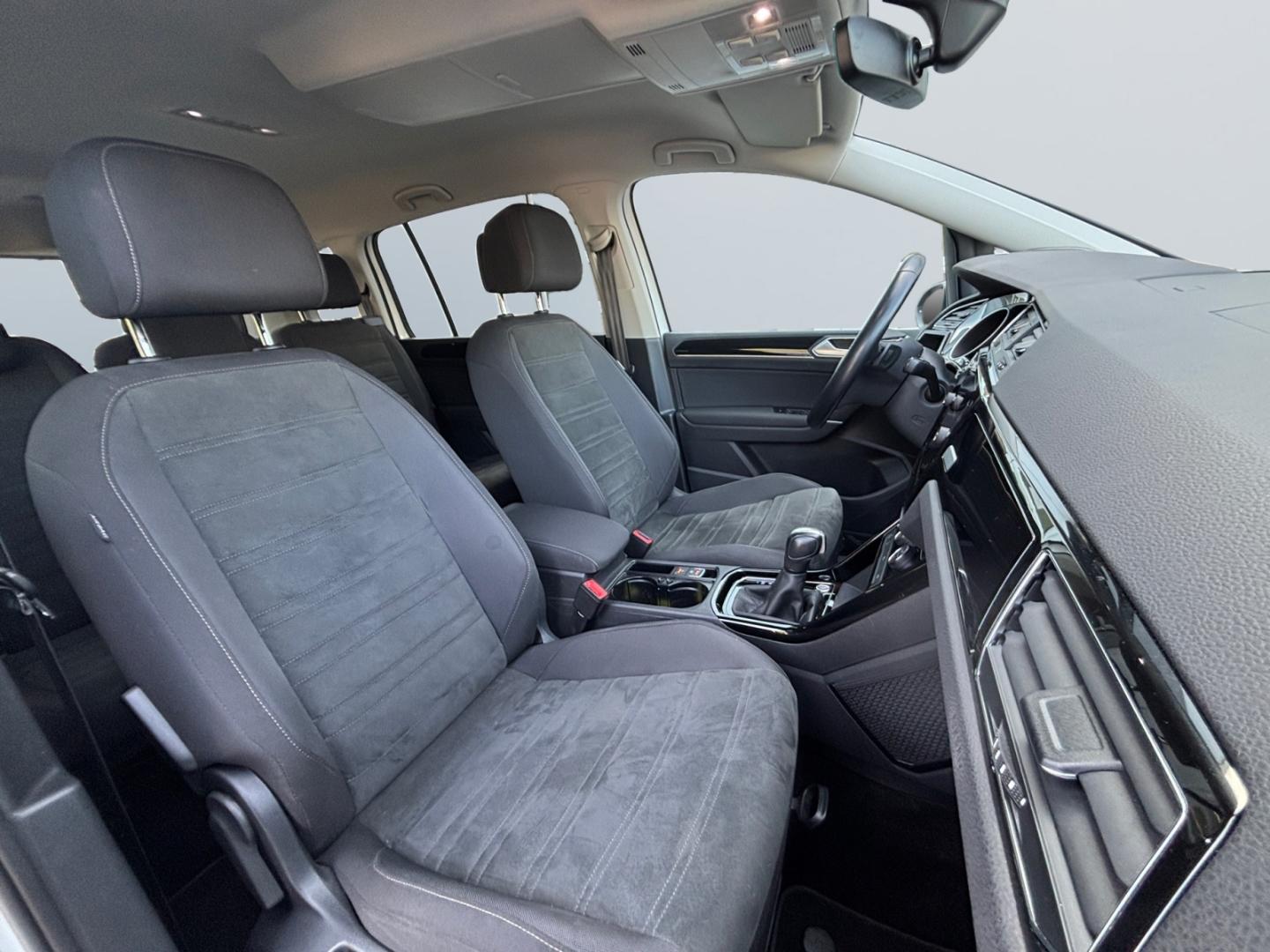 Volkswagen Touran 1.5 TSI DSG R-Line *LED*7-Si*CAM*ACC*SHZ*, миниатюра 18