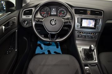 Fahrzeugabbildung Volkswagen Golf VII Lim. Comfortline Navi,SH,PDC,SR+WR