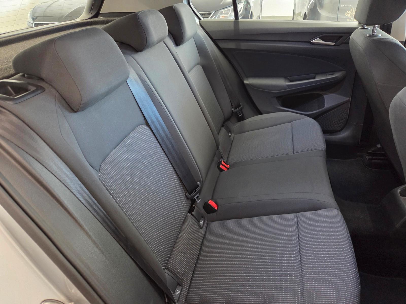Volkswagen Golf VIII Lim. Basis, миниатюра 13